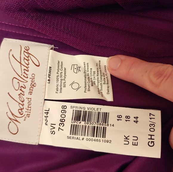 Bridesmaids Dress - Picture 4 of 6